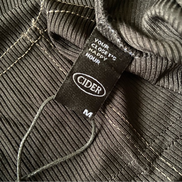 Cider Patchwork Contrast Stitch Tank Top - Picture 6 of 6